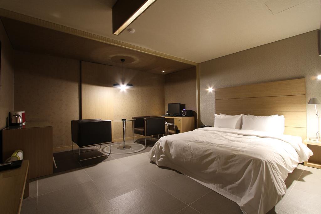 Valentine Hotel Kōyō Стая снимка