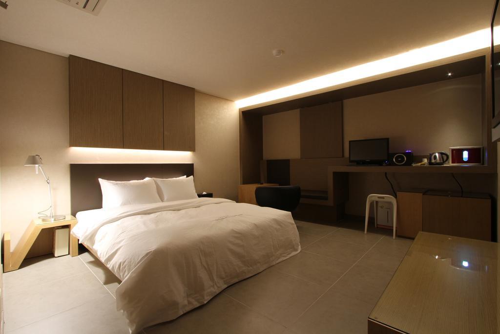 Valentine Hotel Kōyō Стая снимка